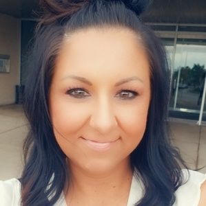 Meet your Posher, Alyscia